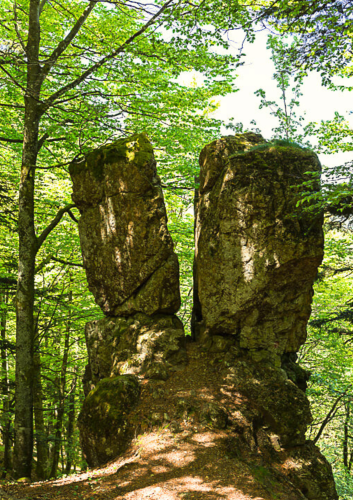 La roche fendue